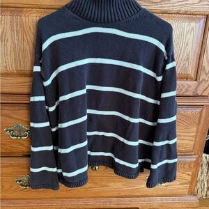 GAP Brown and Cream Knit Sweater